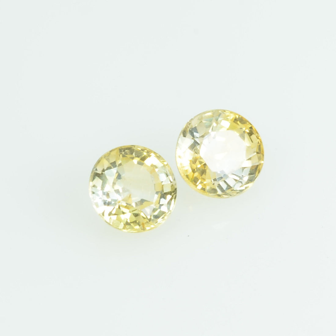 3.8 mm Natural Yellow Sapphire Loose Gemstone Round Cut