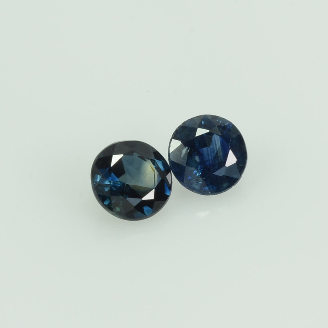 3.7 mm Natural Blue Sapphire Loose Gemstone Round Cut