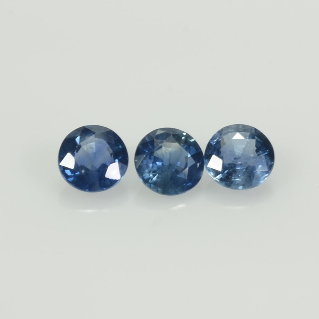 4.7-5.3 MM Natural Blue Sapphire Loose Gemstone Round Cut