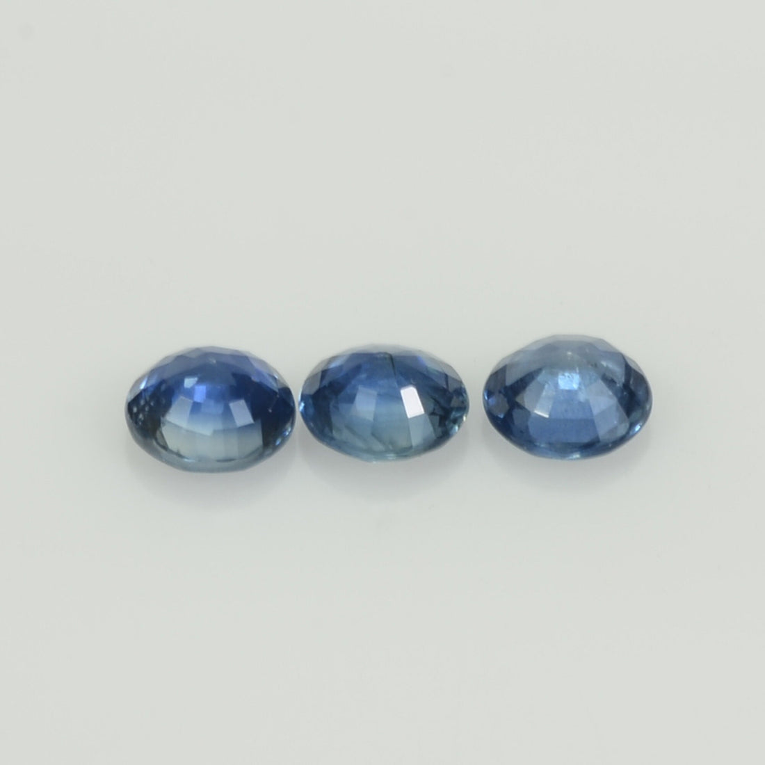 4.7-5.3 MM Natural Blue Sapphire Loose Gemstone Round Cut