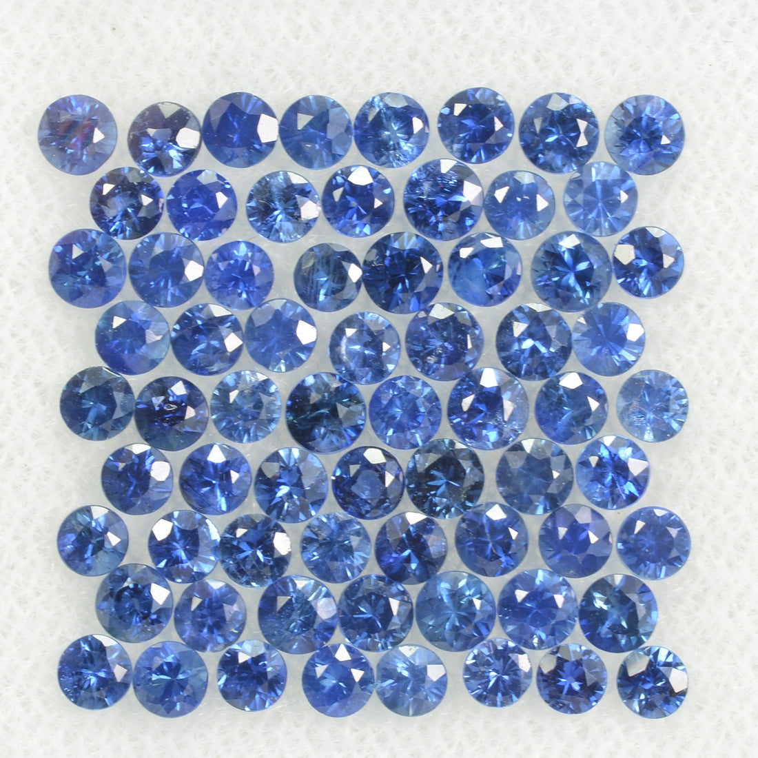 1.1-5.0 mm Natural Blue Sapphire Loose Gemstone Round Diamond Cut Vs Quality A+ Color