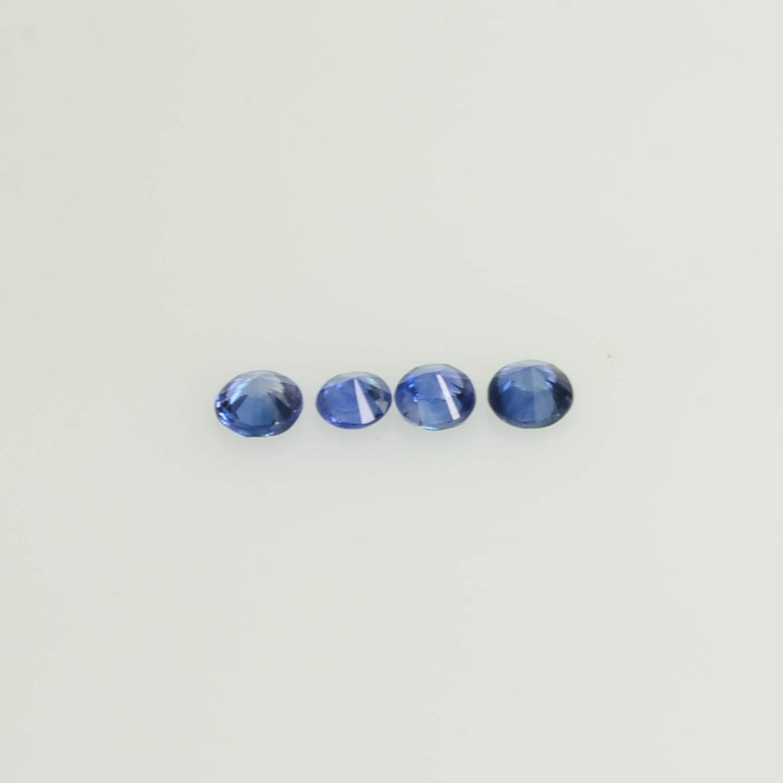 1.6-2.4 mm Natural BlueSapphire Loose Gemstone Round Diamond Cut Vs Quality A Color