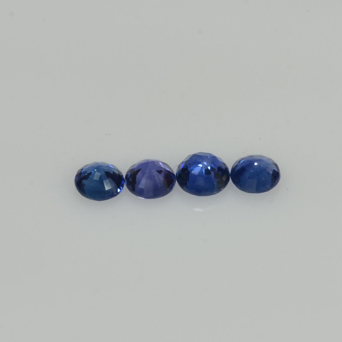 2.5-4.5 mm Natural Blue Sapphire Loose Gemstone Round Diamond Cut Vs Quality Color - Thai Gems Export Ltd.
