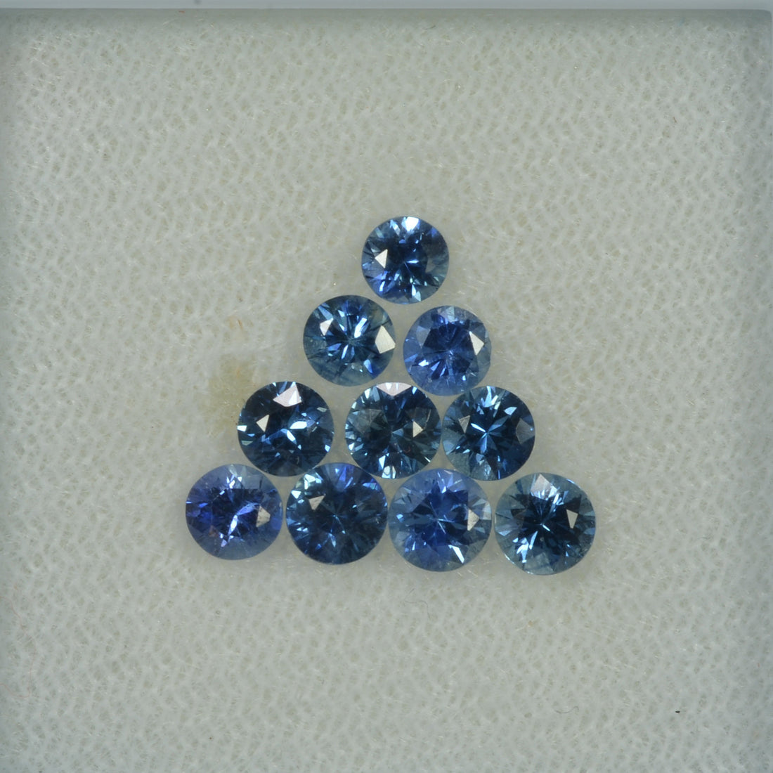 3.3-5.3 mm Natural Blue Sapphire Loose Gemstone Round Diamond Cut Vs Quality Color - Thai Gems Export Ltd.