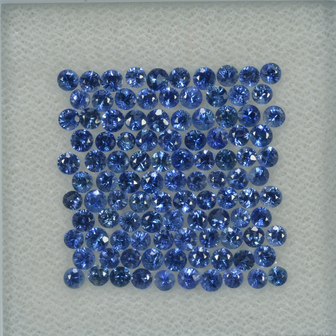1.8-2.3 mm Natural Blue Sapphire Loose Gemstone Round Diamond Cut Vs Quality Color - Thai Gems Export Ltd.