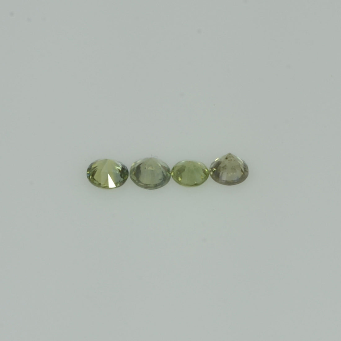 1.4-3.5  mm Natural Green Sapphire Loose Gemstone Round Diamond Cut Vs Quality Color - Thai Gems Export Ltd.