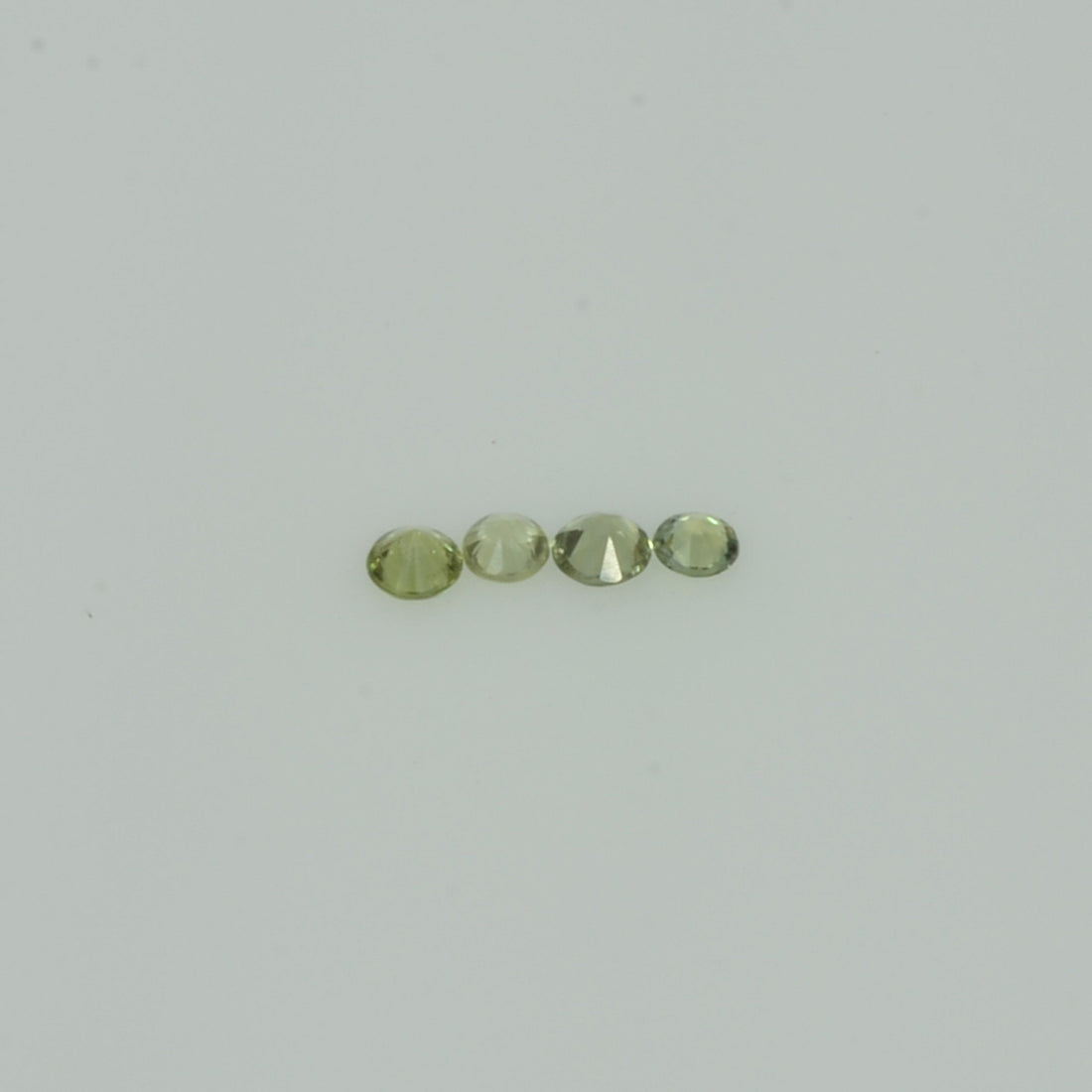 1.4-3.5  mm Natural Green Sapphire Loose Gemstone Round Diamond Cut Vs Quality Color - Thai Gems Export Ltd.
