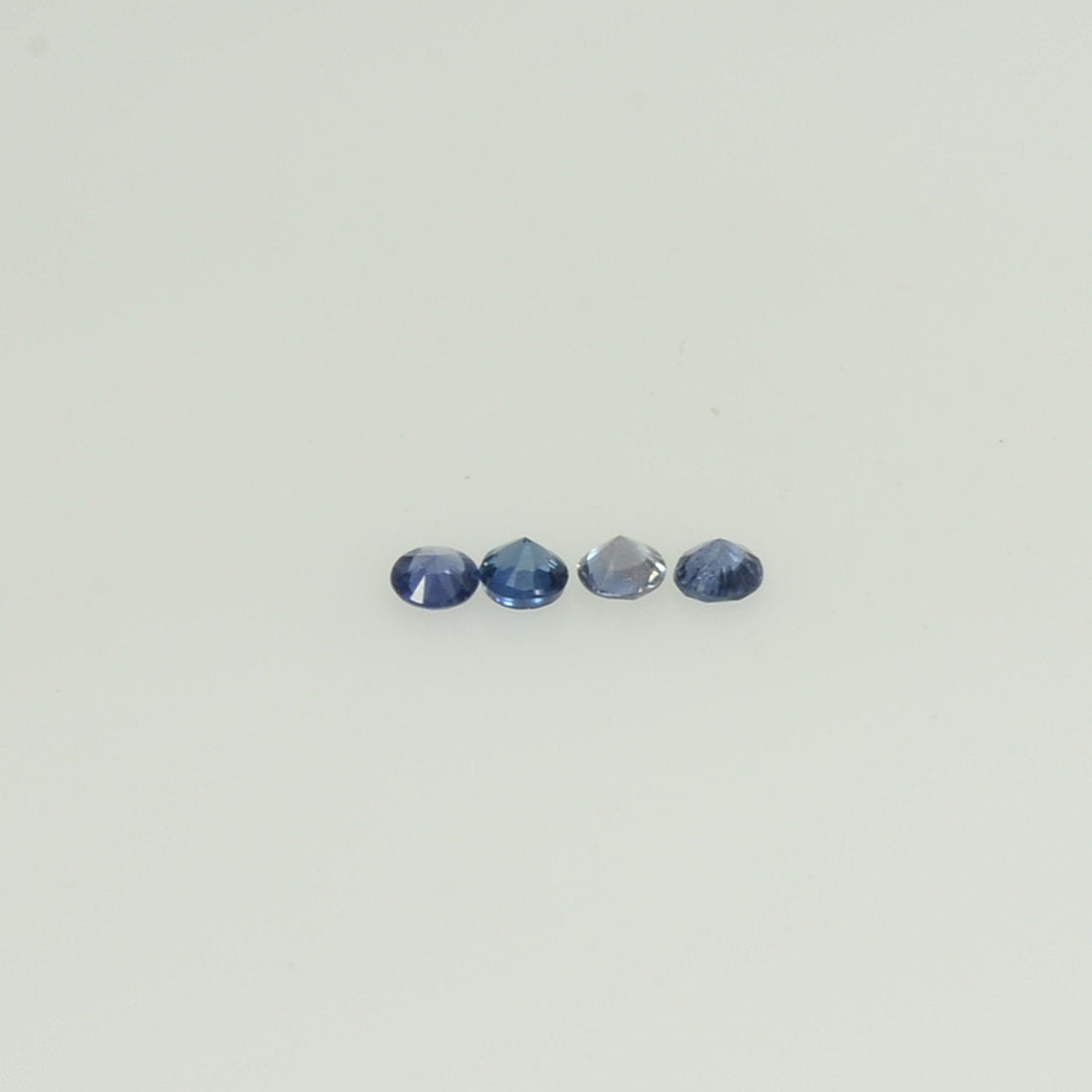 2-2.5 mm Natural BlueSapphire Loose Gemstone Round Diamond Cut Vs Quality Color - Thai Gems Export Ltd.