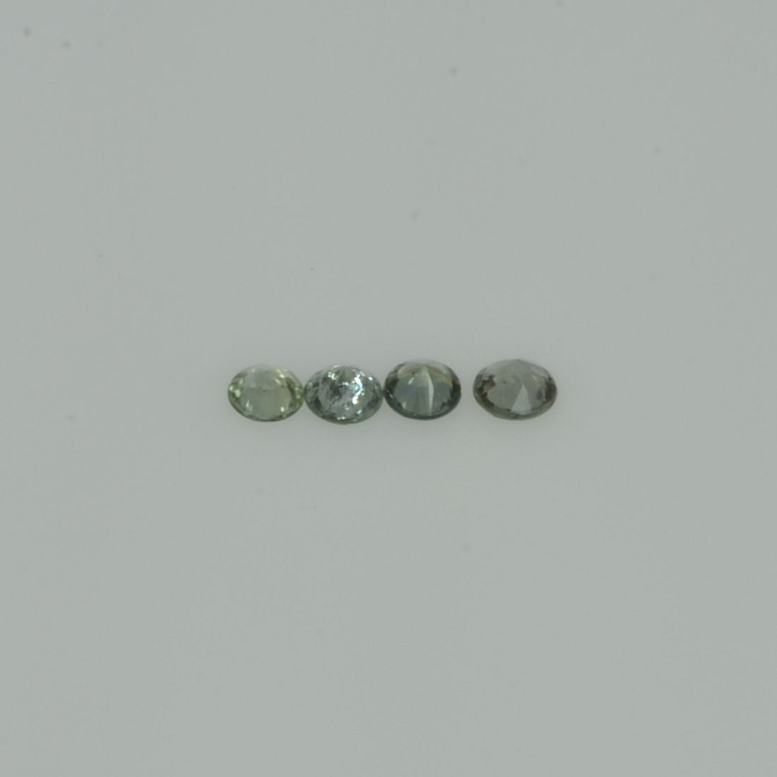 2.5-4.0 mm Natural Green Sapphire Loose Gemstone Round Diamond Cut Vs Quality Color