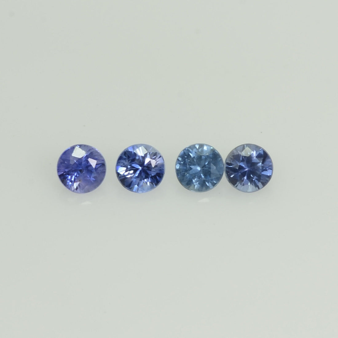 1.2 -4.0 mm Natural Blue Sapphire Loose Gemstone Round Diamond Cut Vs Quality Color