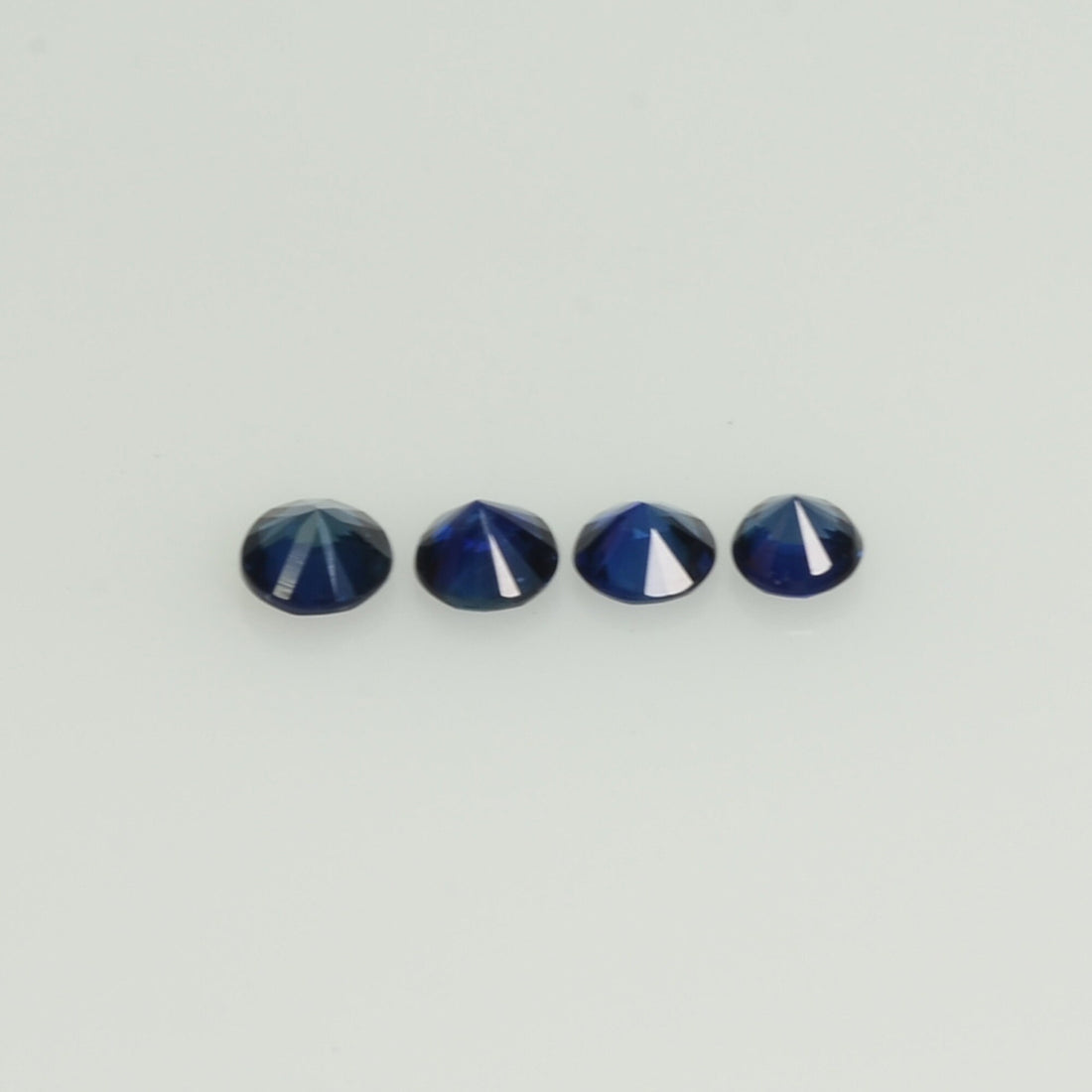 1.5-5.3 mm Natural Blue Sapphire Loose Gemstone Round Diamond Cut Vs Quality AAA+ Color