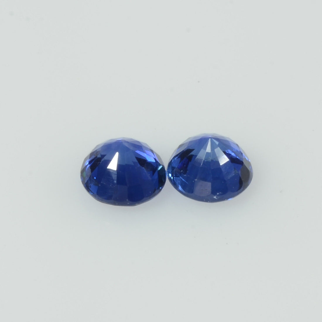 3.9 mm Natural Blue Sapphire Loose Gemstone Round Diamond Cut