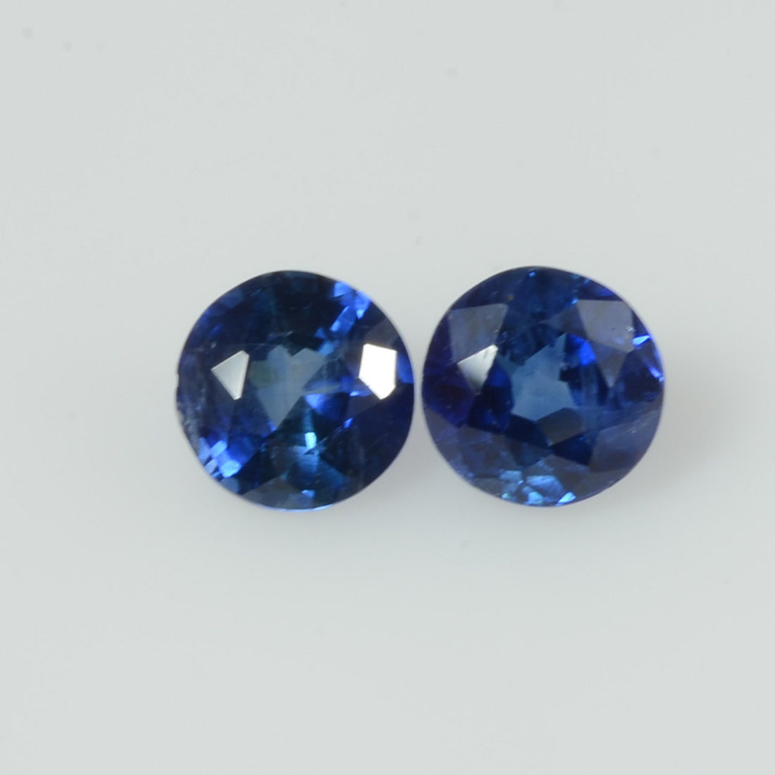 4.4-4.5 mm Natural Blue Sapphire Loose Gemstone Round Diamond Cut