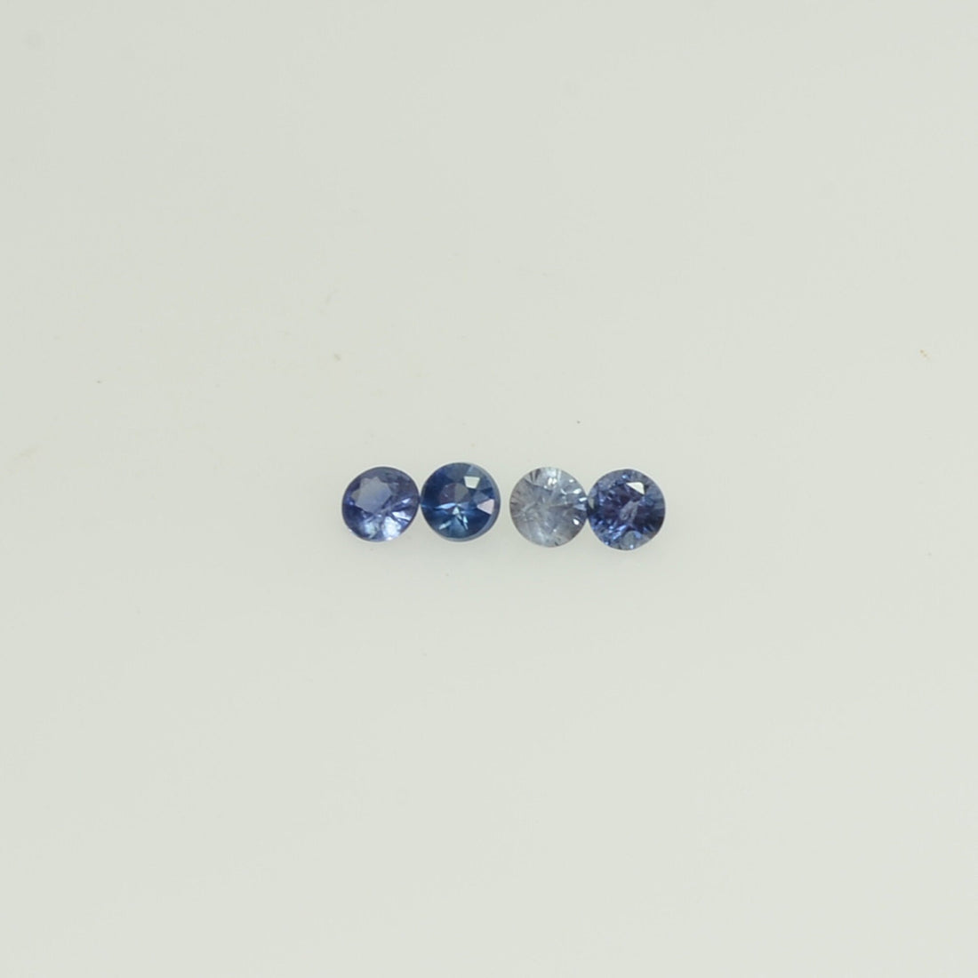 0.8-4.3 mm Natural BlueSapphire Loose Gemstone Round Diamond Cut Vs Quality Color
