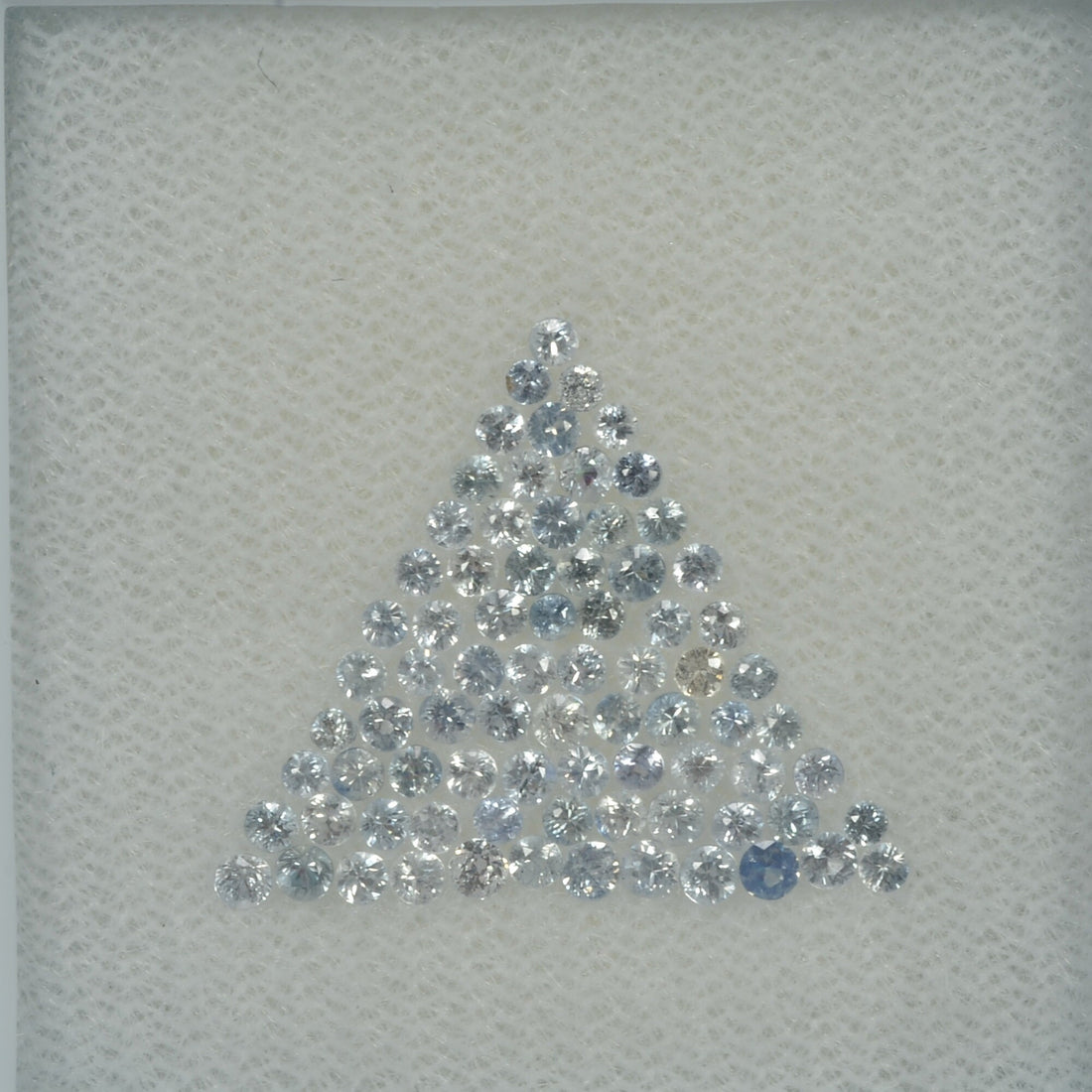 0.8-2.2 mm Natural Blue Sapphire Loose Gemstone Round Diamond Cut Vs Quality Color