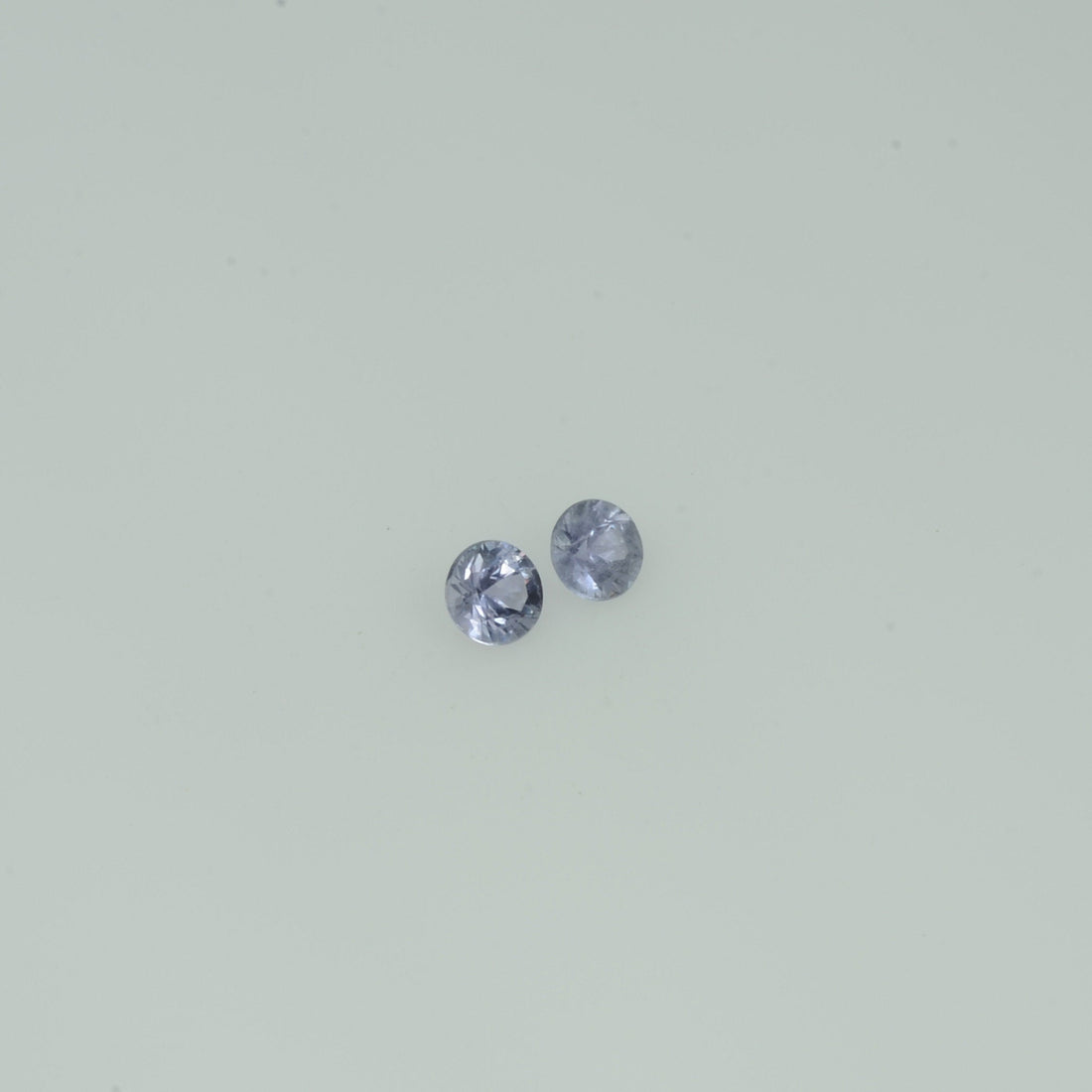 2.5-3.0 mm Natural Lavender Purple Sapphire Loose Gemstone Round Diamond Cut Vs Quality