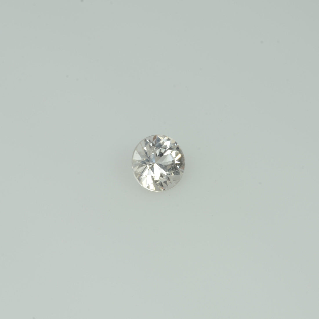 3.5-5.0 mm Natural Yellowish White Sapphire Loose Gemstone Round Diamond Cut Vs Quality