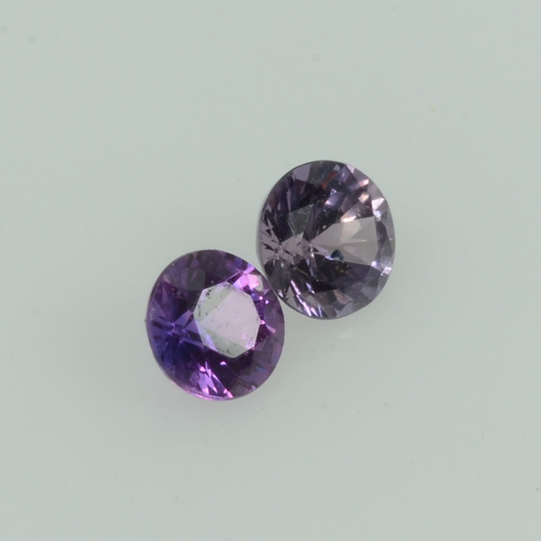 2.5-3.0 mm Natural Lavender Purple Sapphire Loose Gemstone Vs Quality Round Diamond Cut