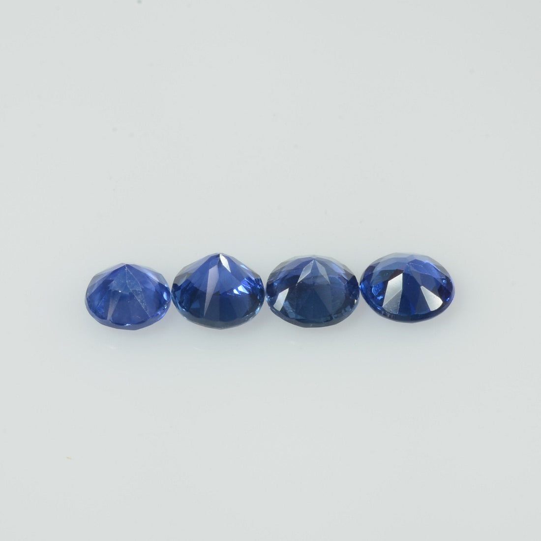 4-5 mm Natural Blue Sapphire Loose Gemstone Round Diamond Cut Vs Quality Color - Thai Gems Export Ltd.