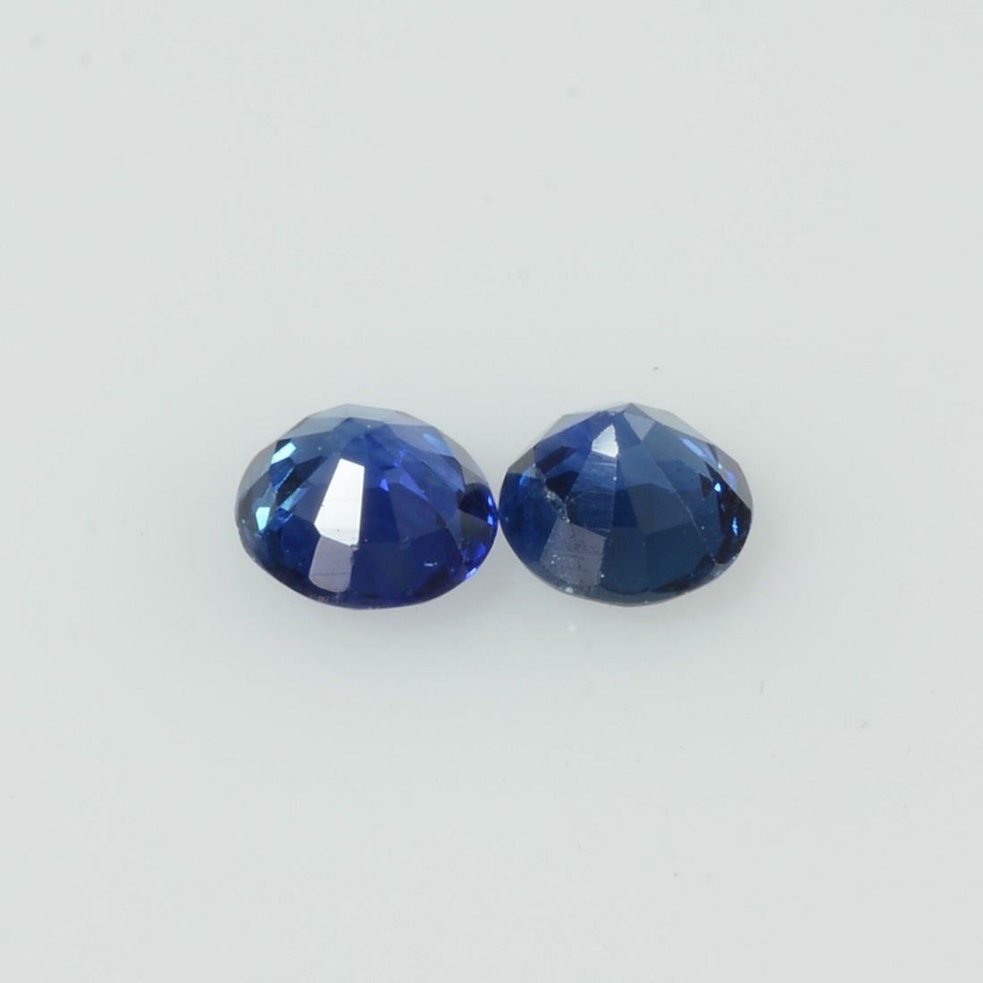 3.9 mm Natural Blue Sapphire Loose Gemstone Round Diamond Cut