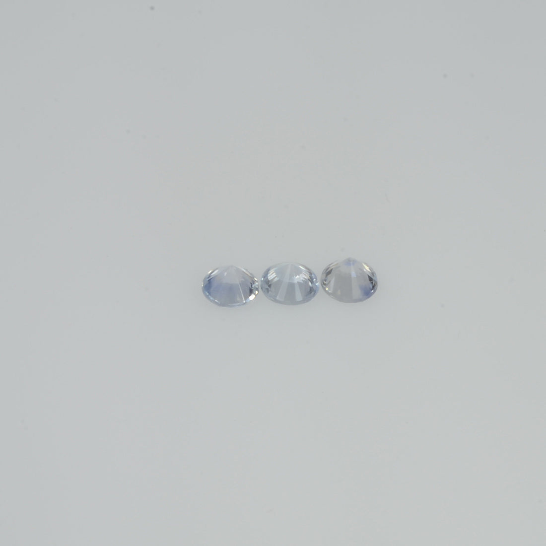 2.5-4.0   mm Natural Whitish Blue Sapphire Loose Cleanish Quality  Gemstone Round Diamond Cut - Thai Gems Export Ltd.