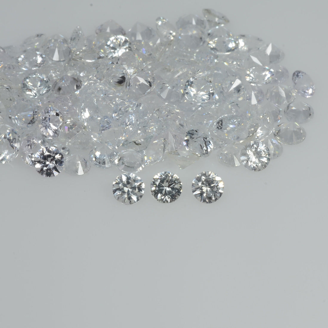 2.5-3.5 mm Natural Yellowish White Sapphire Loose Vs Quality Gemstone Round Diamond Cut