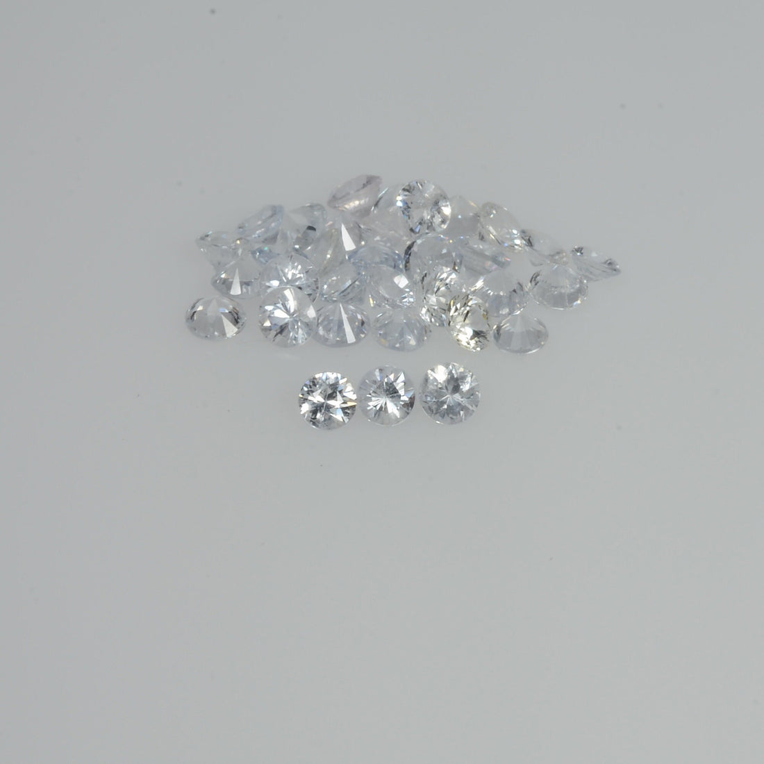 1.5-4.0 mm Natural Yellowish White Sapphire Loose Vs Quality Gemstone Round Diamond Cut