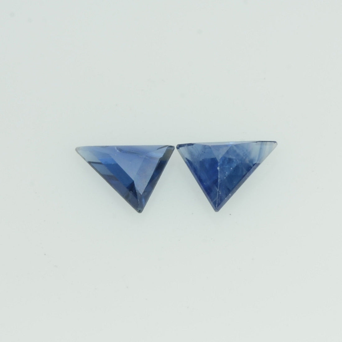 4x3 mm Natural Blue Sapphire Loose Gemstone Triangle Cut Pair - Thai Gems Export Ltd.