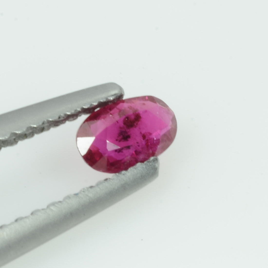 0.28 Cts Natural Vietnam Ruby Loose Gemstone Oval Cut