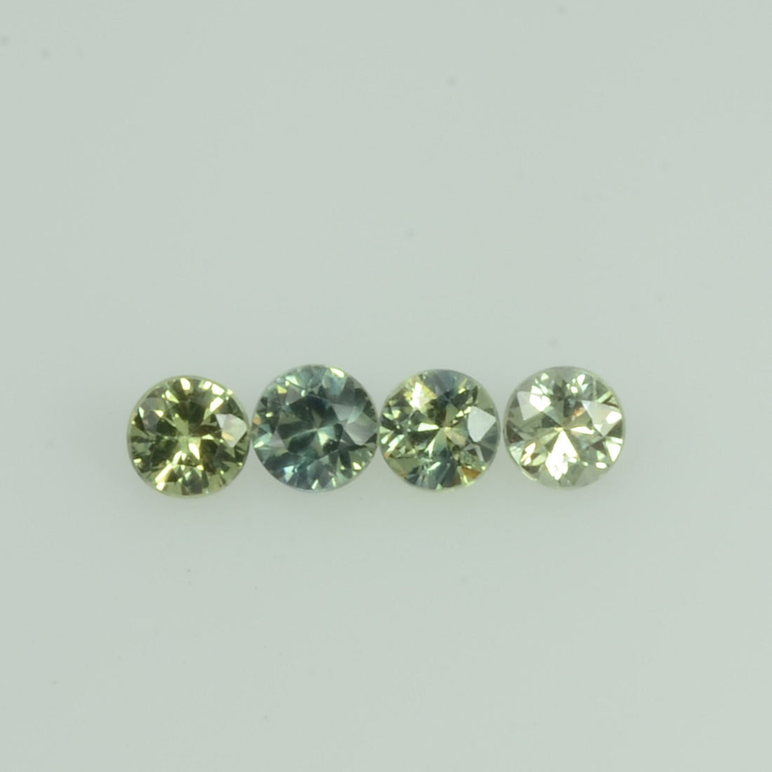 1.4-3.5 mm Natural Greenish Yellow Sapphire Loose Gemstone Round Diamond Cut Vs Quality Color
