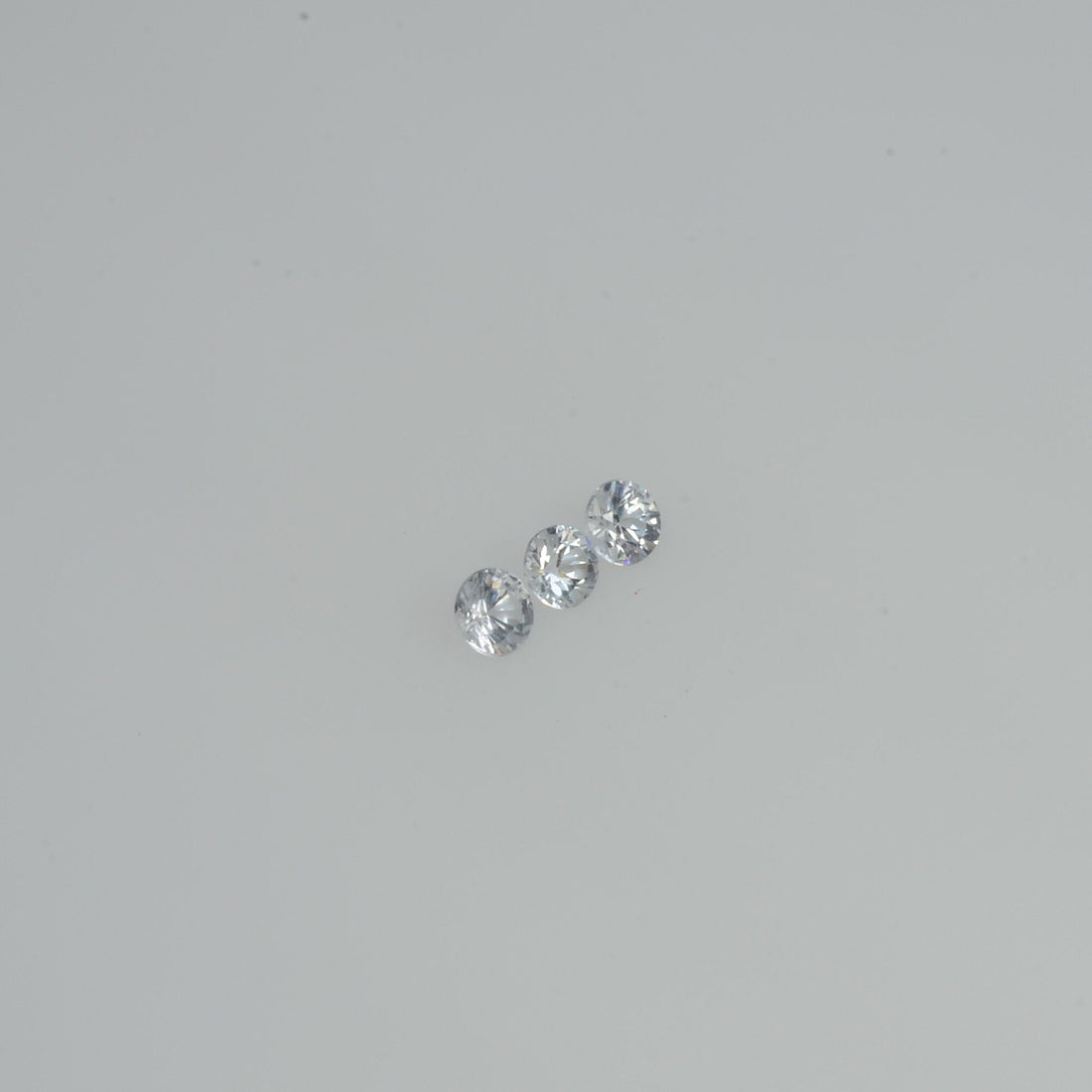 1.5-4.0 mm Natural Whitish Blue Sapphire Loose Cleanish Quality Gemstone Round Diamond Cut