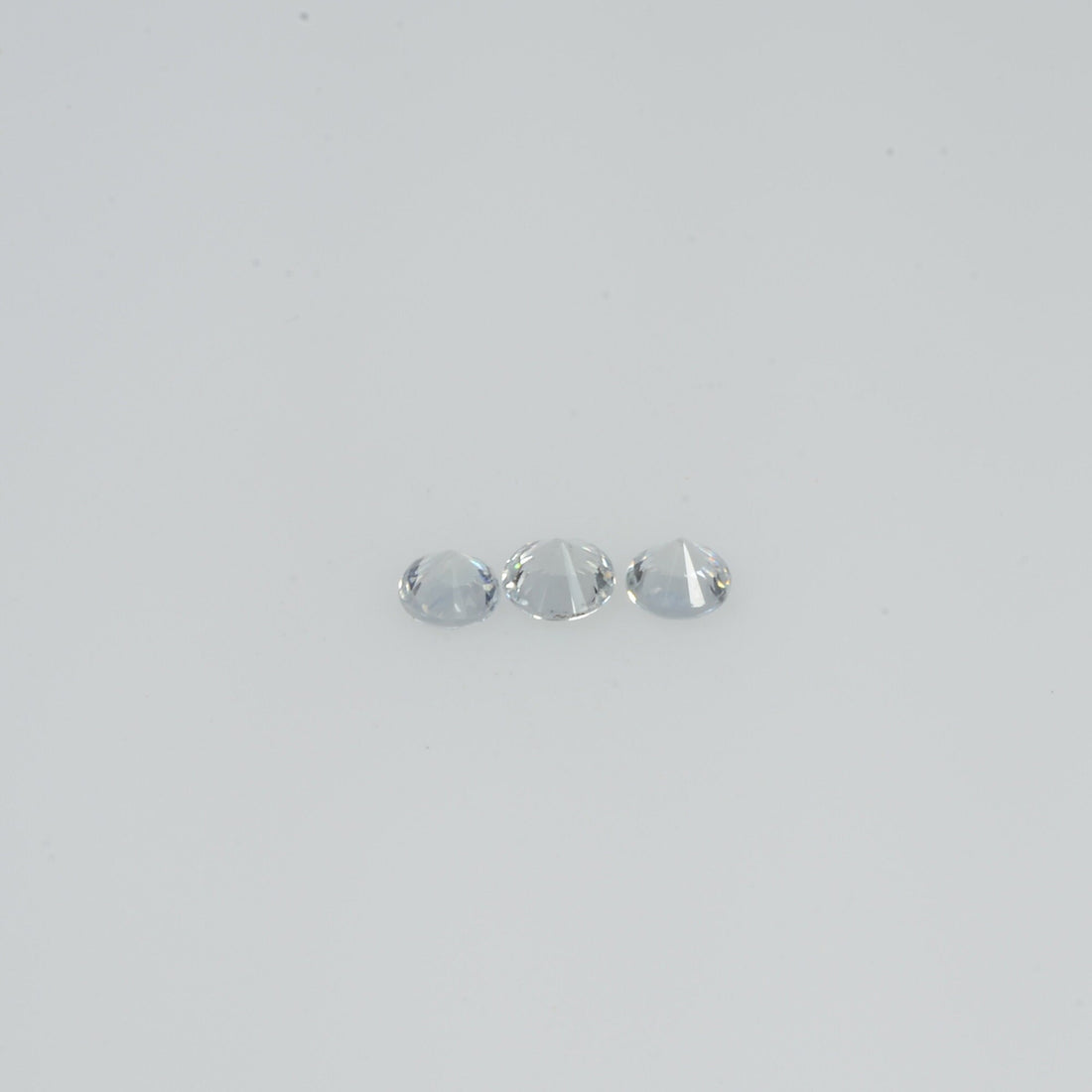 2.5-3.5 mm Natural Greenish White Sapphire Loose Cleanish Quality Gemstone Round Diamond Cut