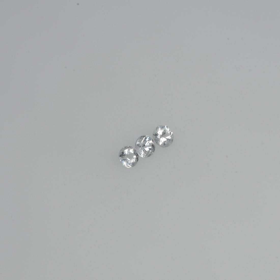 1.5-4.0 mm Natural Yellowish White Sapphire Loose Vs Quality Gemstone Round Diamond Cut