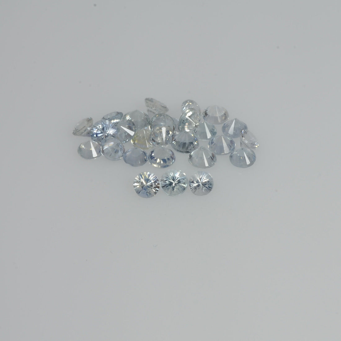 2.5-3.5 mm Natural Yellowish White Sapphire Loose Vs Quality Gemstone Round Diamond Cut