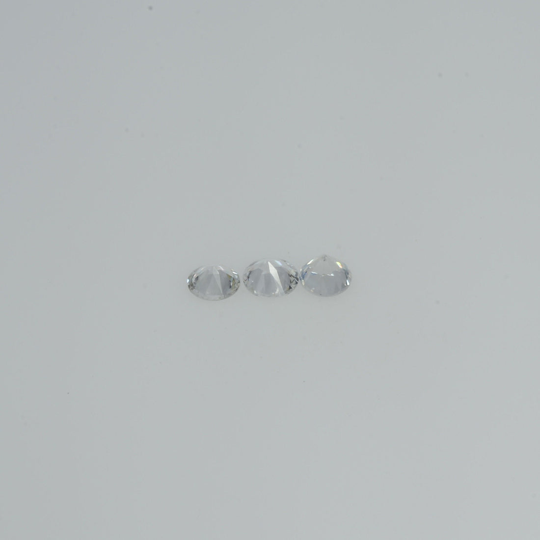 3.0   mm Natural Yellowish white Sapphire Loose Cleanish Quality  Gemstone Round Diamond Cut