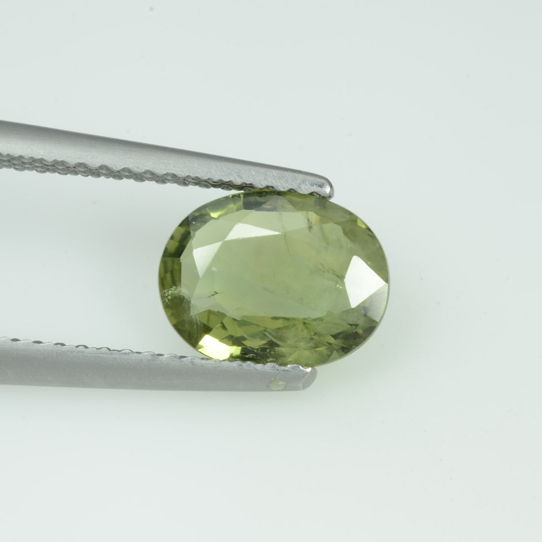 1.55 Cts Natural Green Sapphire Loose Gemstone Oval Cut