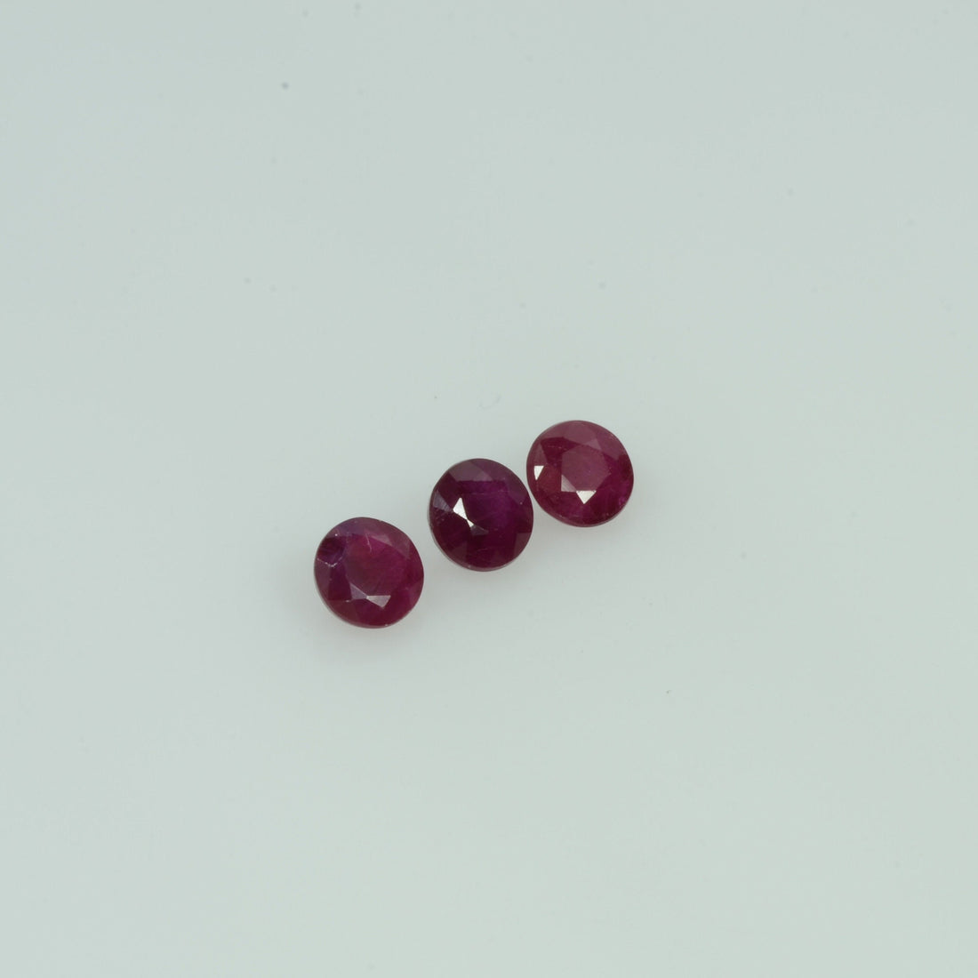 2.1-3.1 mm Natural Ruby Loose Gemstone Round Cut