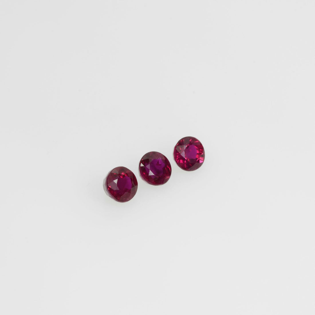 2.6-3.6 mm Natural Ruby Loose Gemstone Round Cut