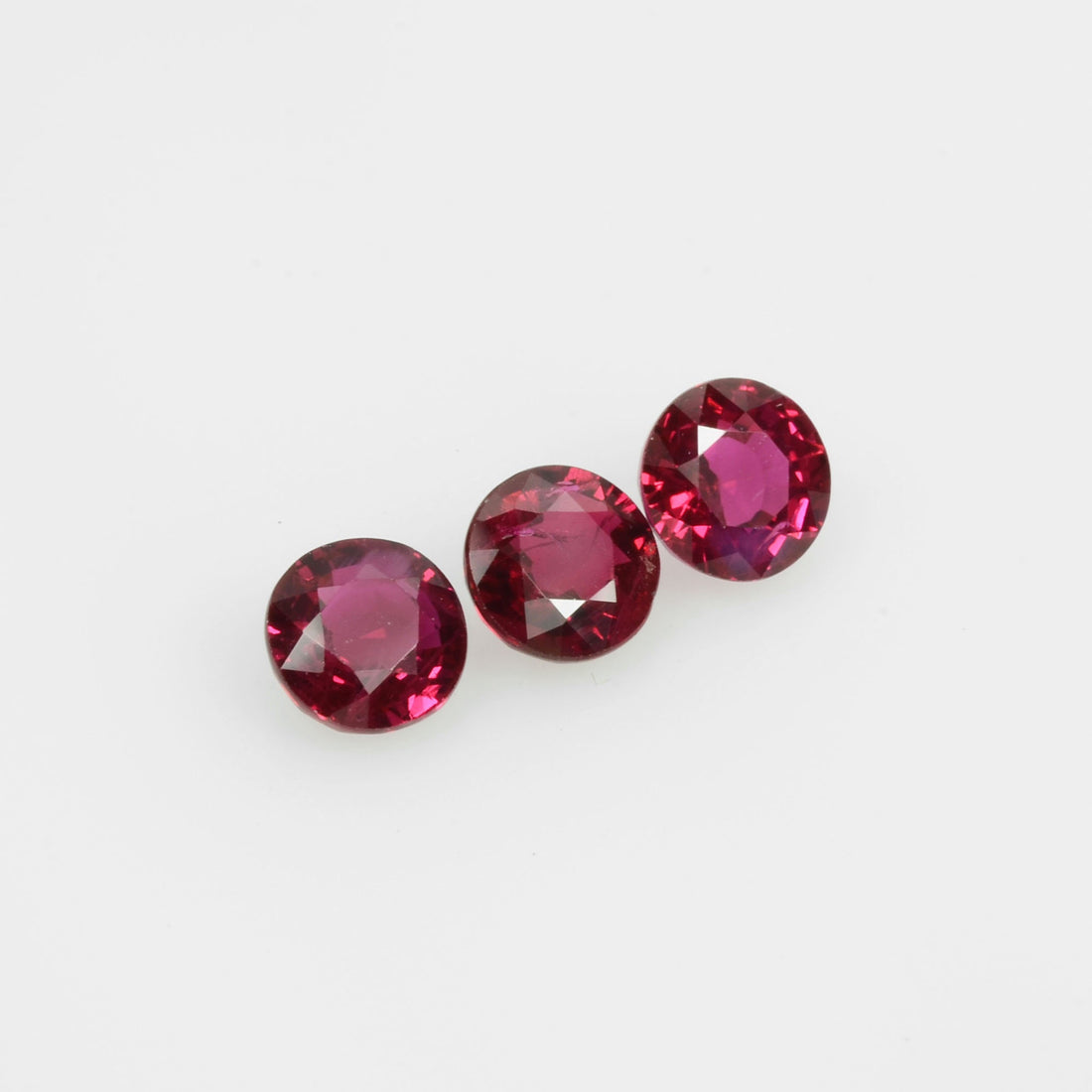 3.8-4.9 mm Natural Ruby Loose Gemstone Round Cut