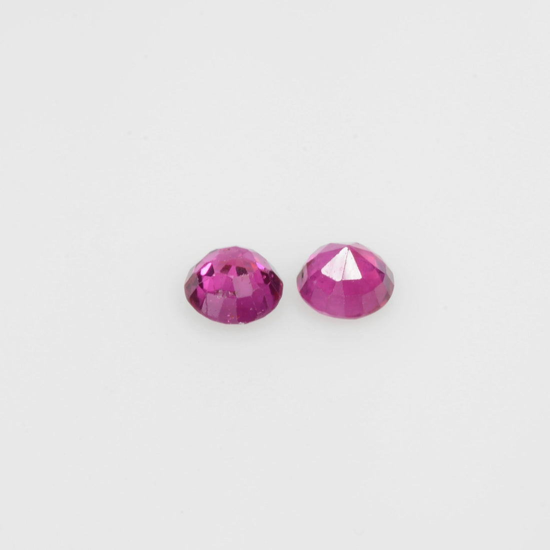 3.9-5.4 mm Natural Ruby Loose Gemstone Round Cut