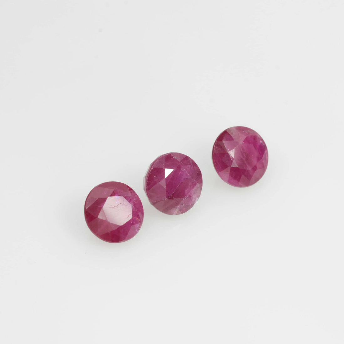 4.1-5.5 mm Natural Ruby Loose Gemstone Round Cut
