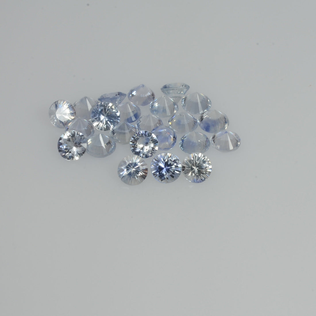 1.5-3.0 mm Natural Bluish White Sapphire Loose Pk Quality Gemstone Round Diamond Cut