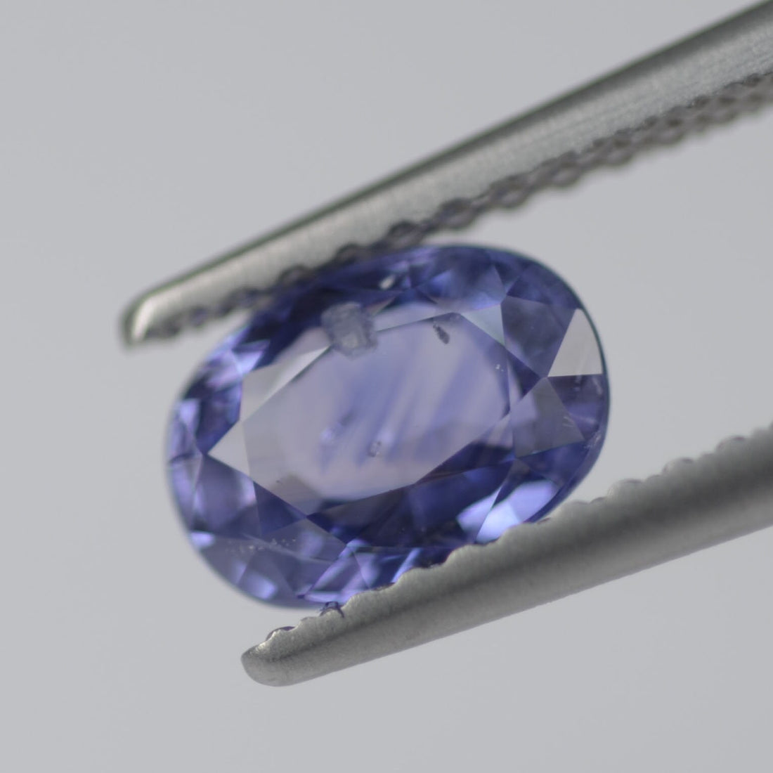 0.96 cts Unheated Natural Purple Sapphire Loose Gemstone Oval Cut