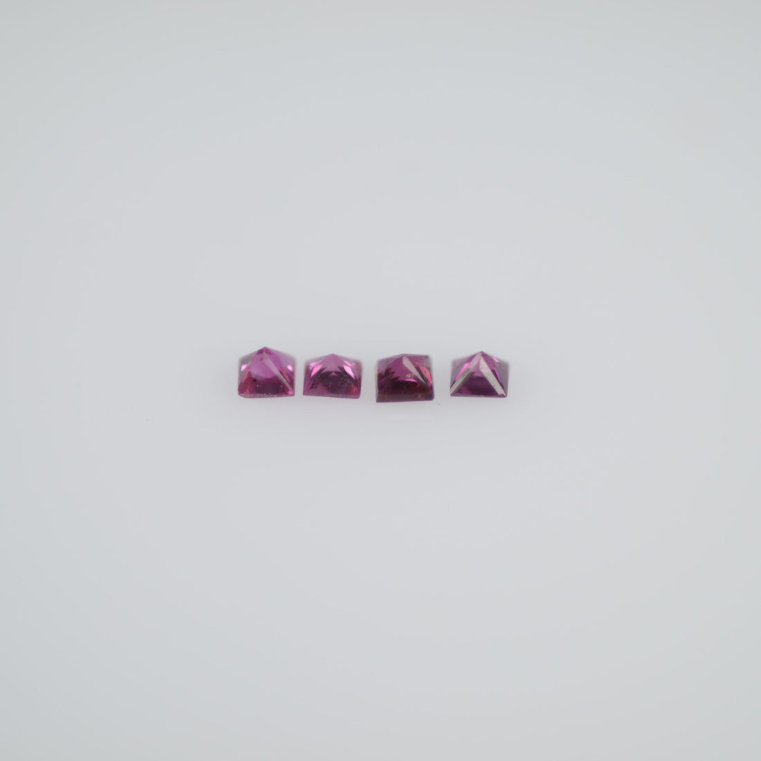 1.3-1.7 mm Natural Callibrated Pink Sapphire Loose Gemstone Princess Square Cut