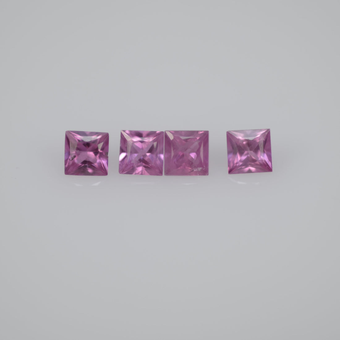 1.9-3.2 mm Natural Callibrated Pink Sapphire Loose Gemstone Princess Square Cut
