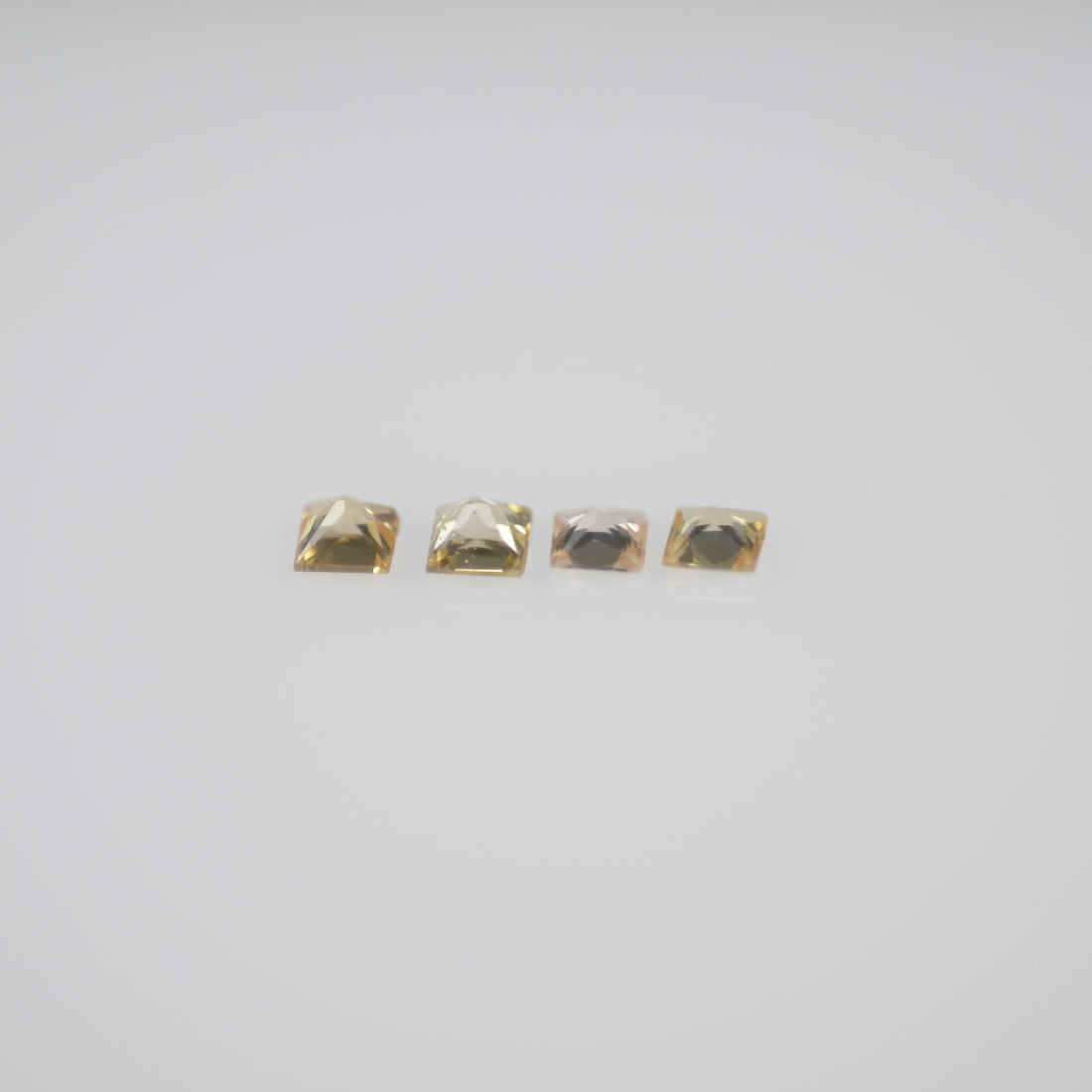 1.2-1.9 mm Natural Calibrated Yellow Sapphire Loose Gemstone Princess Cut