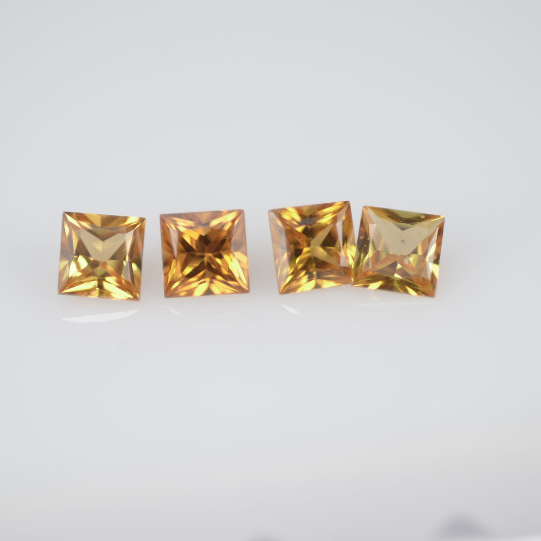 3.2-4.2 mm Natural Calibrated Yellow Sapphire Loose Gemstone Princess Cut