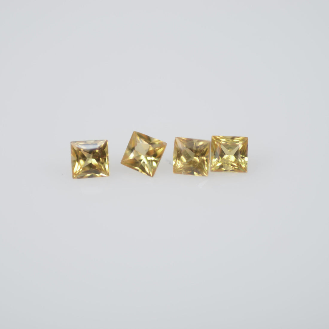 2.1-2.9 mm Natural Calibrated Yellow Sapphire Loose Gemstone Princess Cut