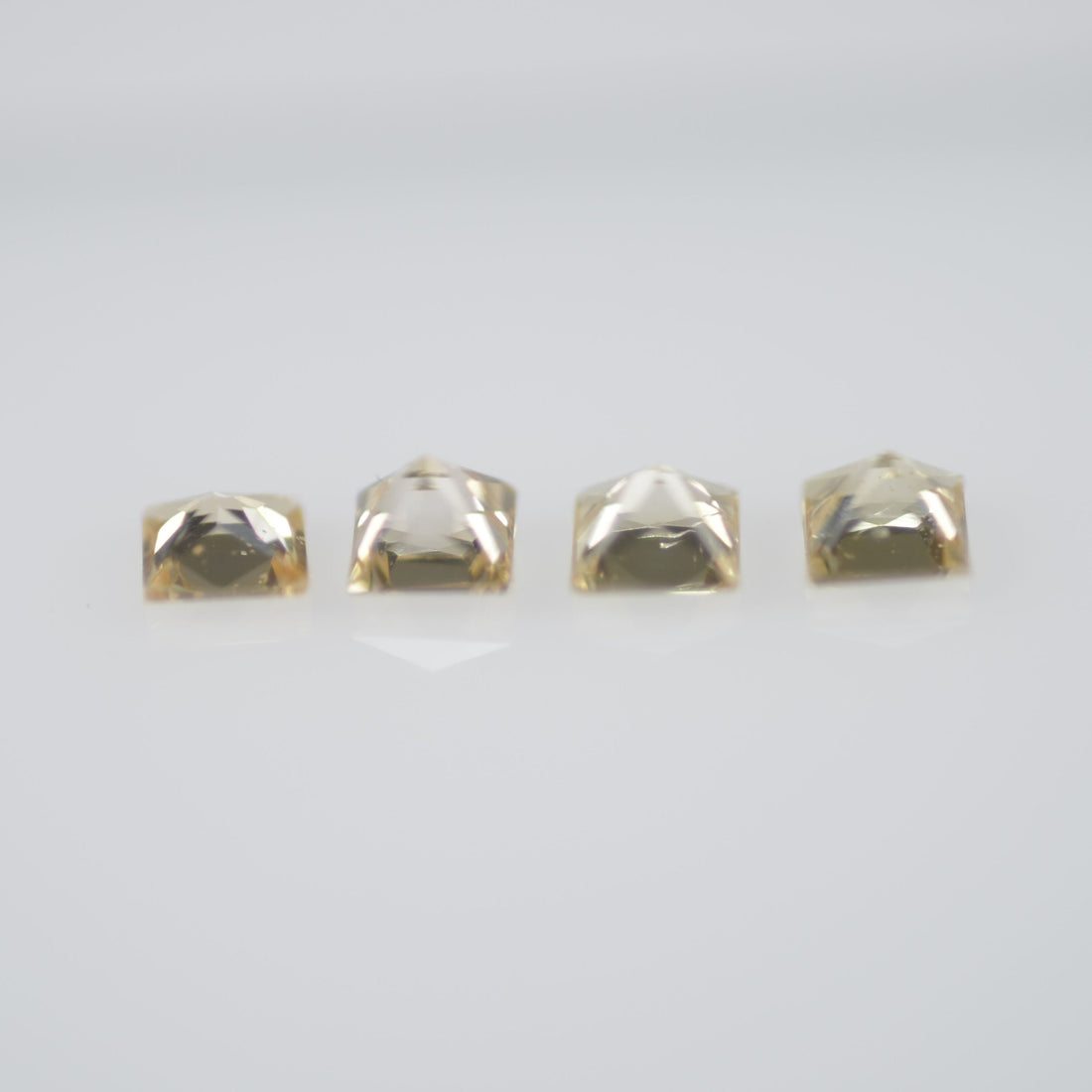 2.2-2.8 mm Natural Calibrated Yellow Sapphire Loose Gemstone Princess Cut