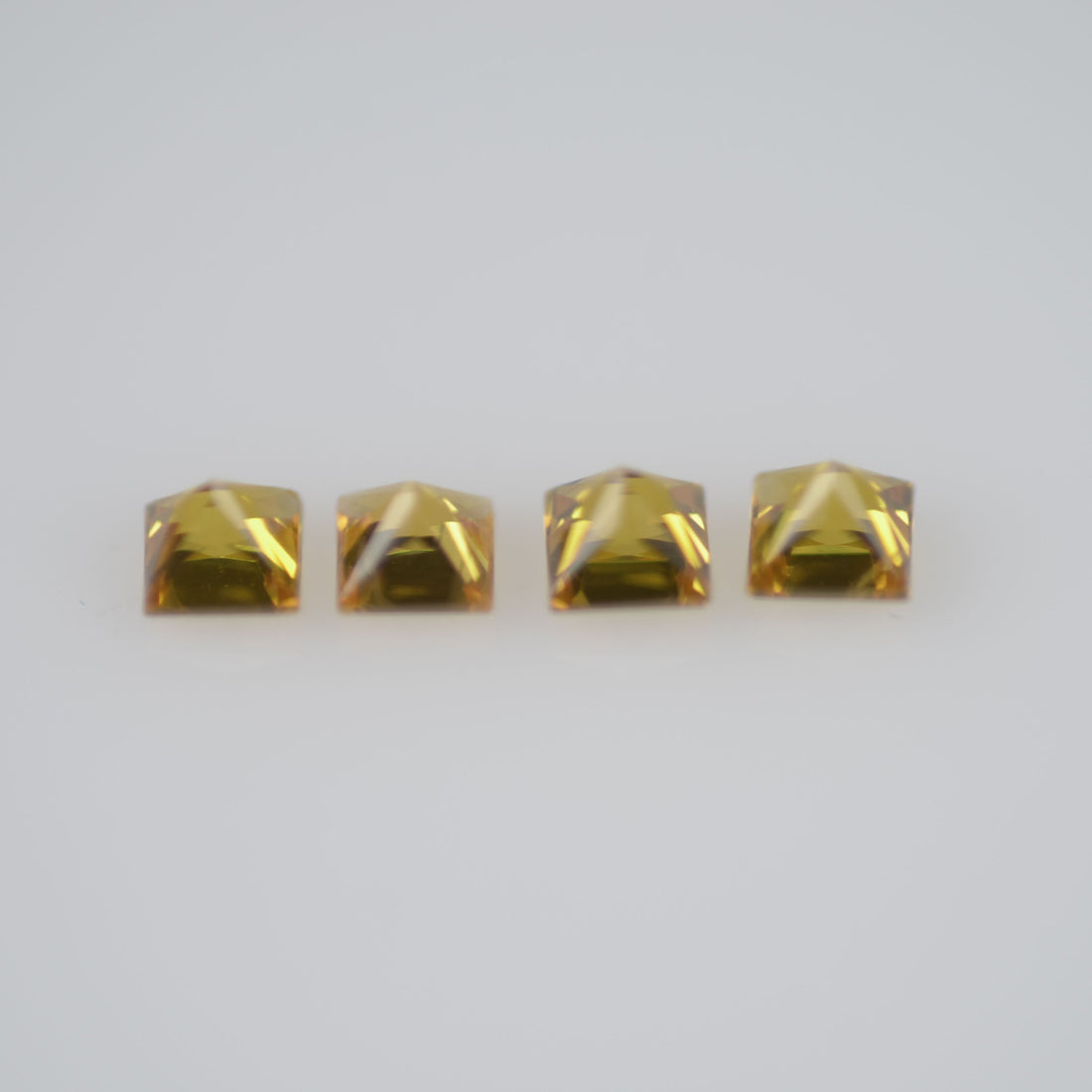 2.2-2.8 mm Natural Calibrated Yellow Sapphire Loose Gemstone Princess Cut